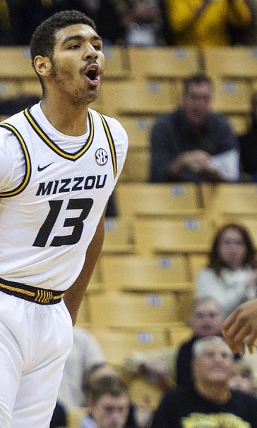Mark Smith gives Mizzou a spark in 68-55 win over Central Arkansas
